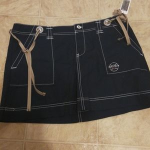 Nautica medium navy blue skirt. Tags.